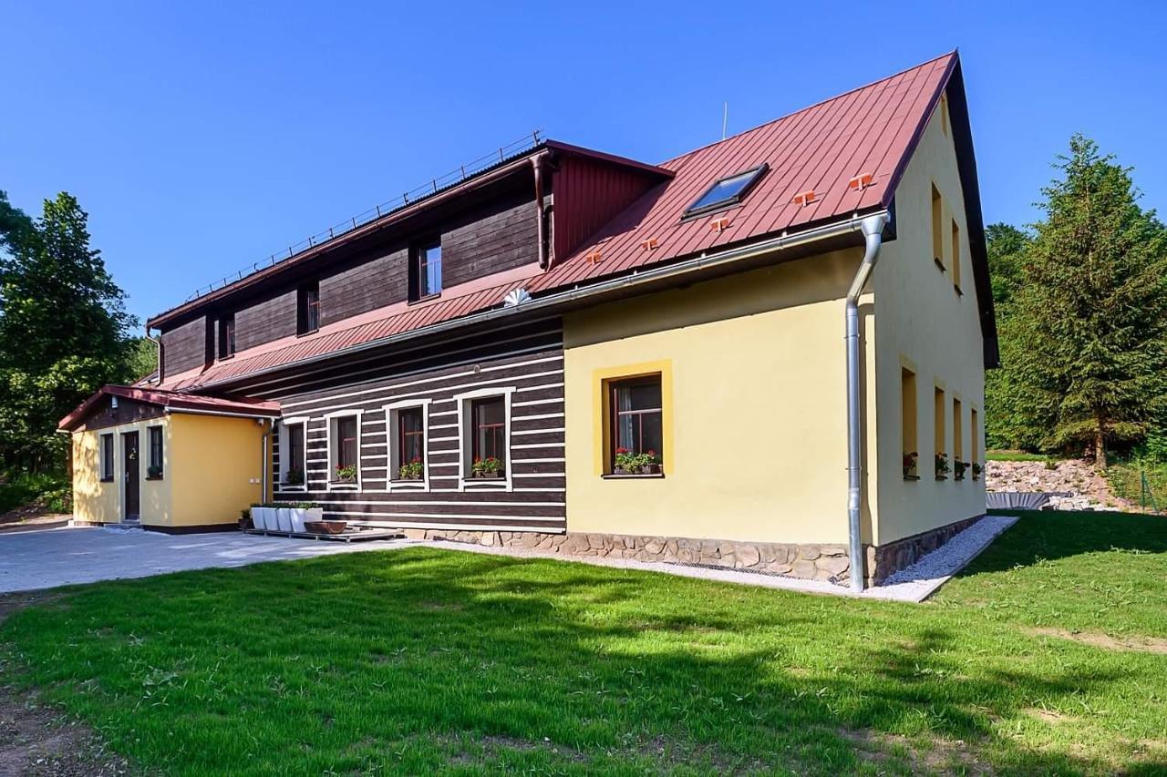 Chalupa Krenov 62 Bernsdorf Exteriör bild